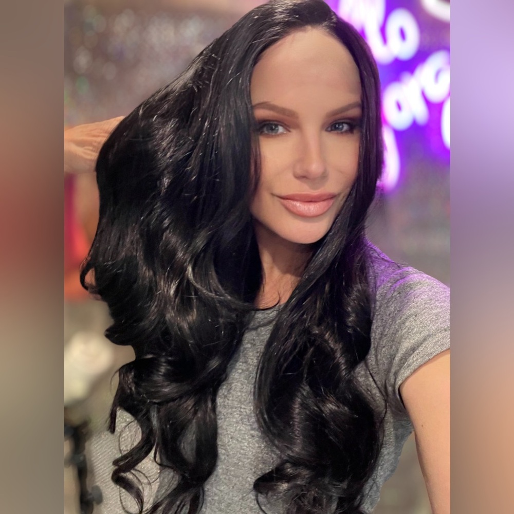 Lacefront lace front wig